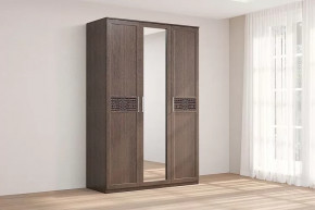 Шкаф 3-х створчатый с зеркалом Кэт-4 Венге Диал в Мегионе - megion.mebel-tymen.ru | фото