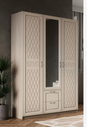 Шкаф трехдверный с зеркалом "Париж" № 2 в Мегионе - megion.mebel-tymen.ru | фото